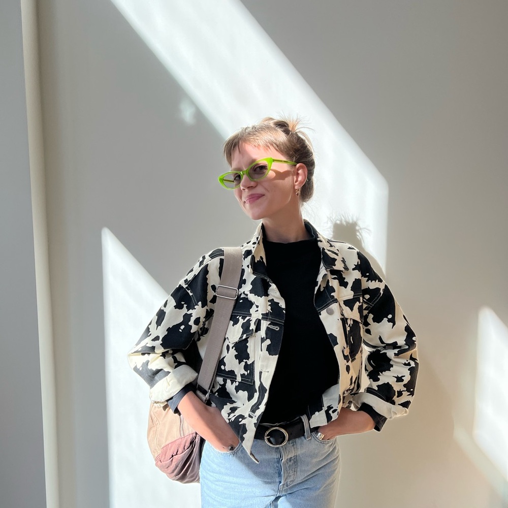 LE LIS Cow Print Black White Anthropologie Cropped Shacket Denim Jacket XS